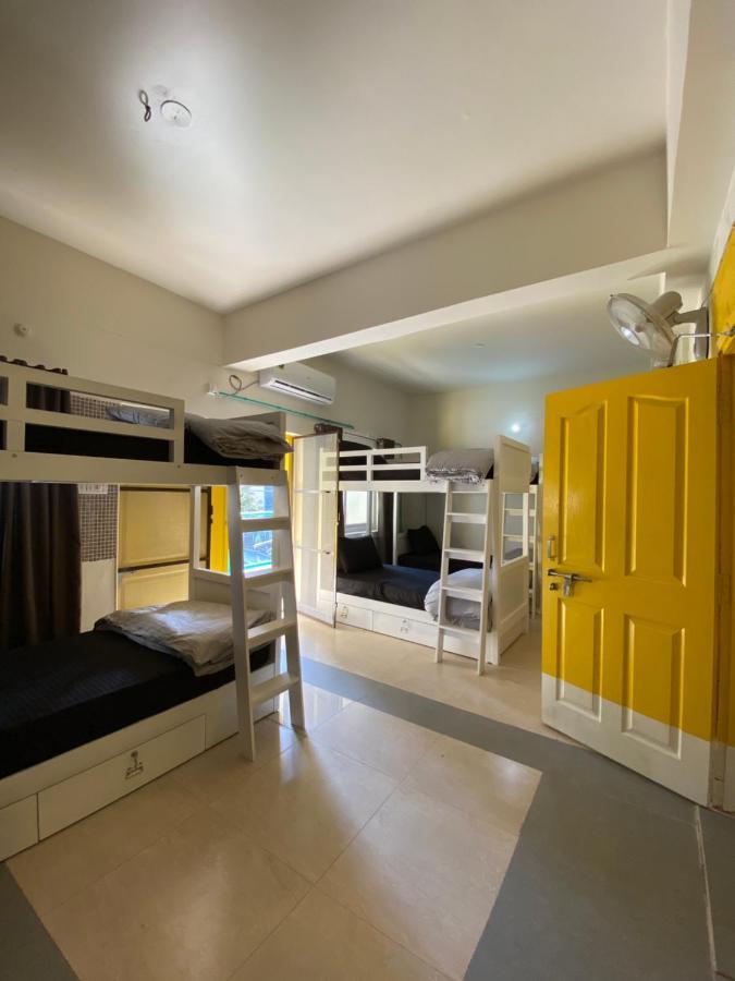 Rove By Boston Living Hostel Hyderabad Ngoại thất bức ảnh